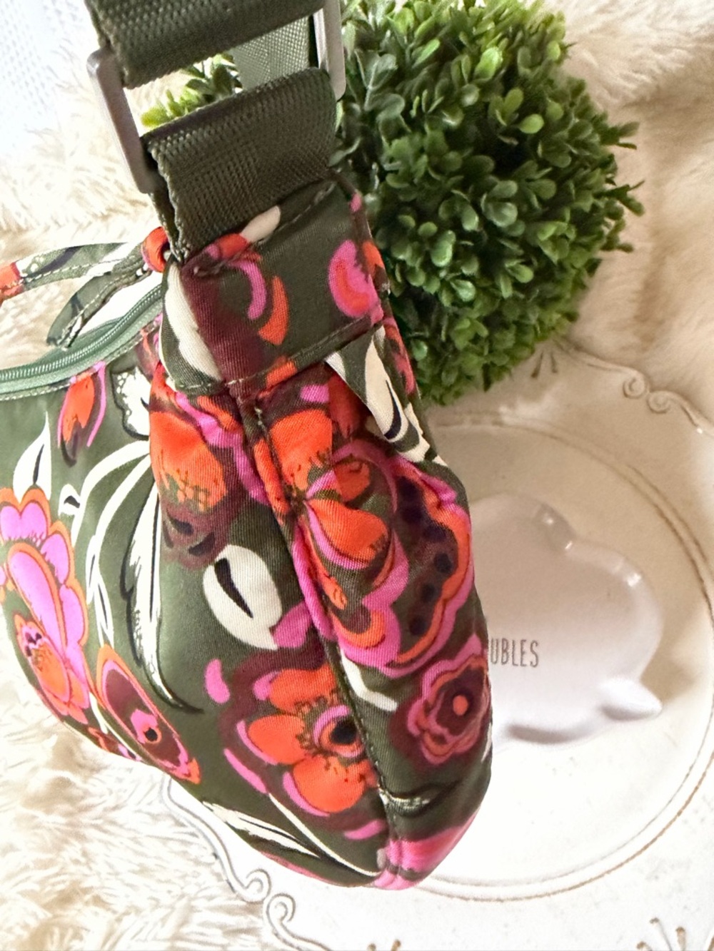 Vera Bradley spring brook sling Olive green Floral Print Crossbody Shoulder Bag - Picture 4 of 9